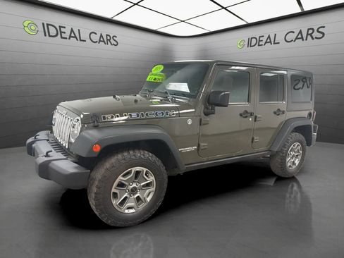 Used 2015 Jeep Wrangler Unlimited Rubicon w/ Connectivity Group AWD/4WD image 1