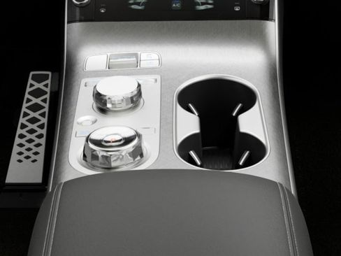 New 2026 Genesis Electrified GV70 image 21