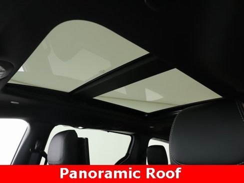 New 2026 Chrysler Pacifica Select image 18