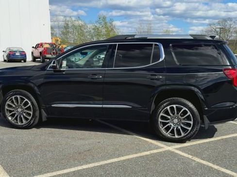 Used 2020 GMC Acadia Denali w/ Technology Package AWD/4WD image 5