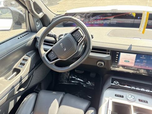 New 2026 Lincoln Navigator L Reserve AWD/4WD image 14