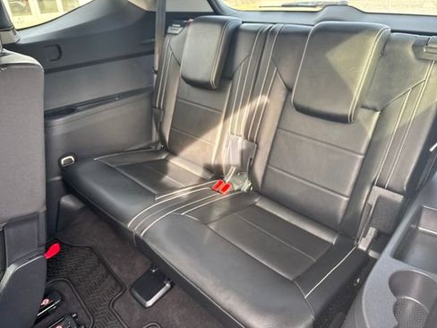 Certified 2022 Volkswagen Atlas SE image 31