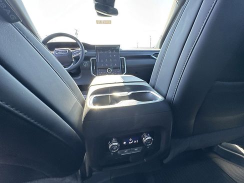 New 2025 GMC Acadia Elevation w/ Elevation Premium Package image 19