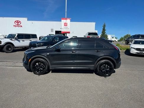 Used 2023 Cadillac XT4 Sport AWD/4WD image 9