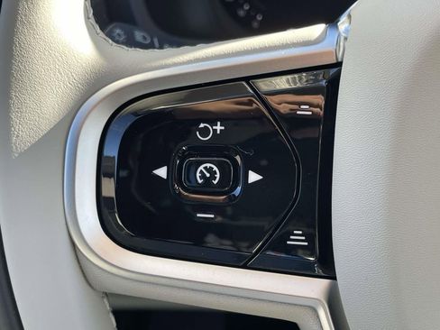 New 2026 Volvo XC90 B6 Ultra image 10