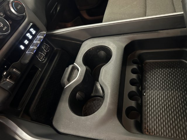 Used 2022 RAM 1500 Big Horn AWD/4WD image 32