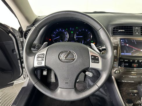 Used 2015 Lexus IS 250C image 13
