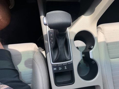 Used 2018 Kia Sportage LX AWD/4WD image 18