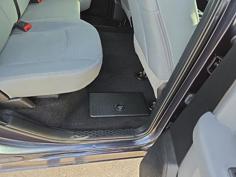 Used 2018 RAM 1500 Classic SLT image 20