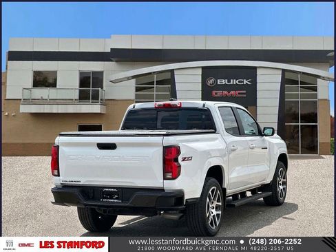 Used 2023 Chevrolet Colorado Z71 w/ Z71 Convenience Package 2 AWD/4WD image 6