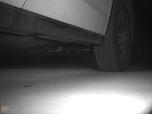 Used 2023 Honda HR-V EX-L image 9