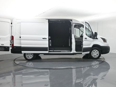 New 2026 Ford E-Transit 148 Medium Roof w/ Load Area Protection Package image 4