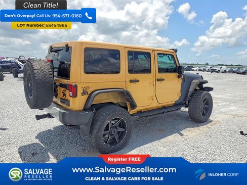 Used 2014 Jeep Wrangler Unlimited Sahara w/ Dual Top Group AWD/4WD image 4