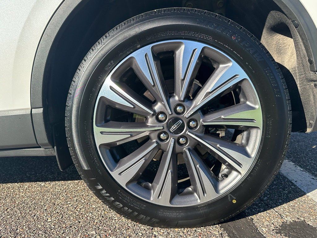 Used 2020 Lincoln Corsair Reserve w/ Elements Package AWD/4WD image 28