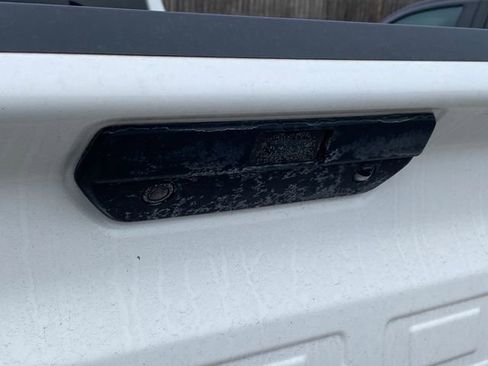 Used 2020 Chevrolet Silverado 1500 Custom w/ Custom Value Package image 7