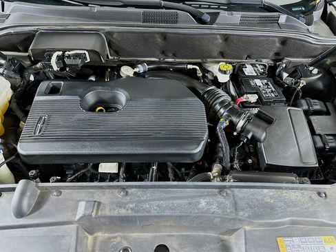 Used 2019 Lincoln Nautilus Select image 33