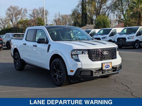 New 2025 Ford Maverick XLT w/ XLT Luxury Package image 7