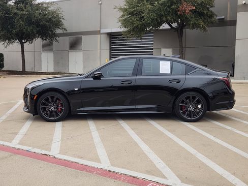 Used 2025 Cadillac CT5 Sport image 3