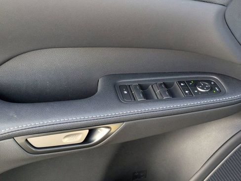 Used 2025 Lexus RX 450h AWD w/ Convenience Package image 15