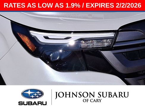 Certified 2025 Subaru Forester Premium w/ Protection Package image 30