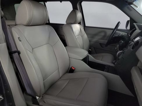 Used 2015 Honda Pilot Touring image 12