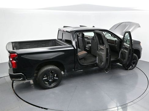 Used 2023 Chevrolet Silverado 1500 High Country w/ High Country Premium Package image 38