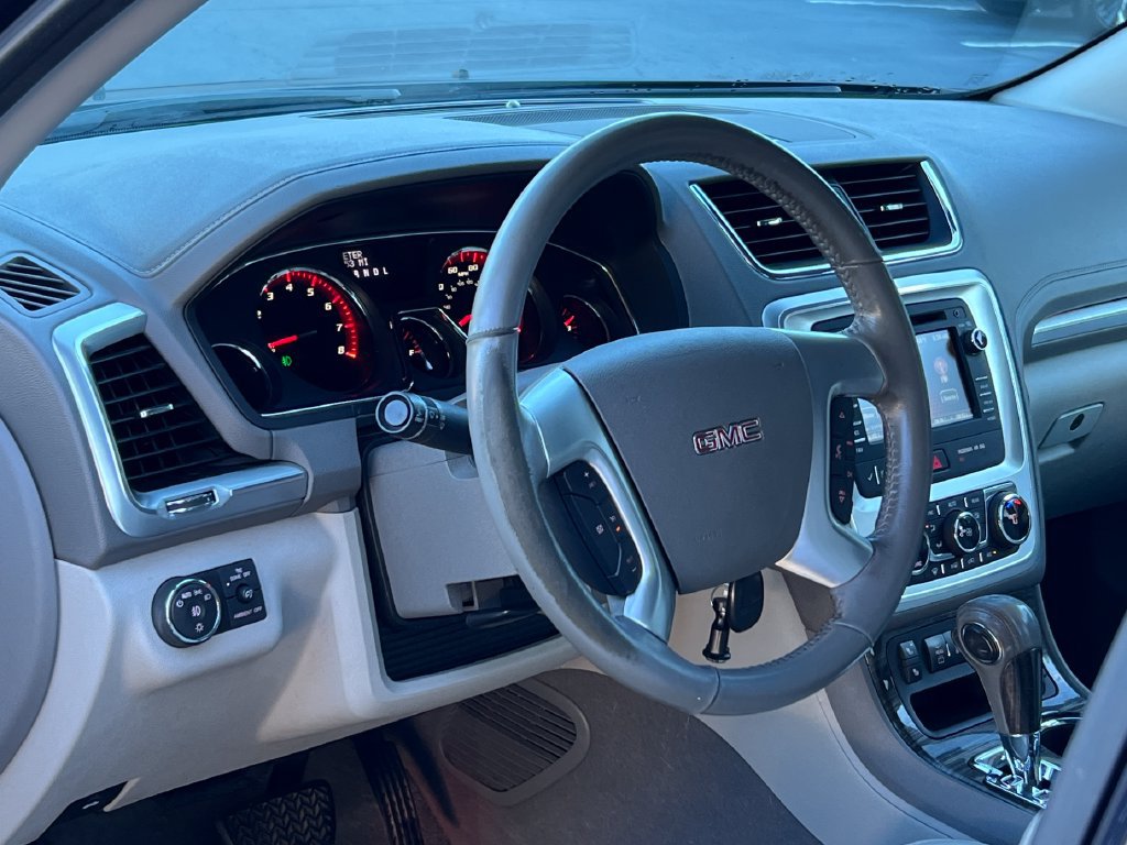 Used 2013 GMC Acadia SLT FWD image 9