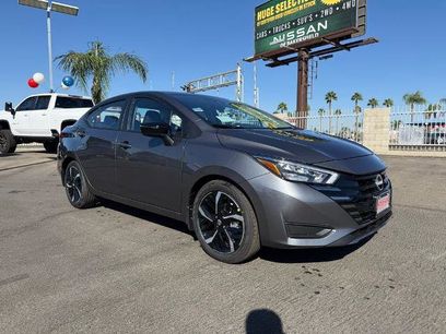New 2025 Nissan Versa SR w/ Trunk Package