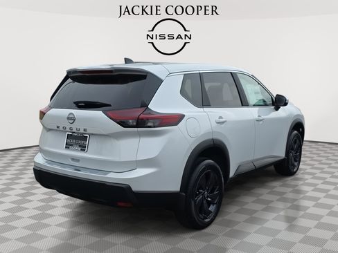 New 2026 Nissan Rogue SV w/ Cold Weather Package FWD image 5