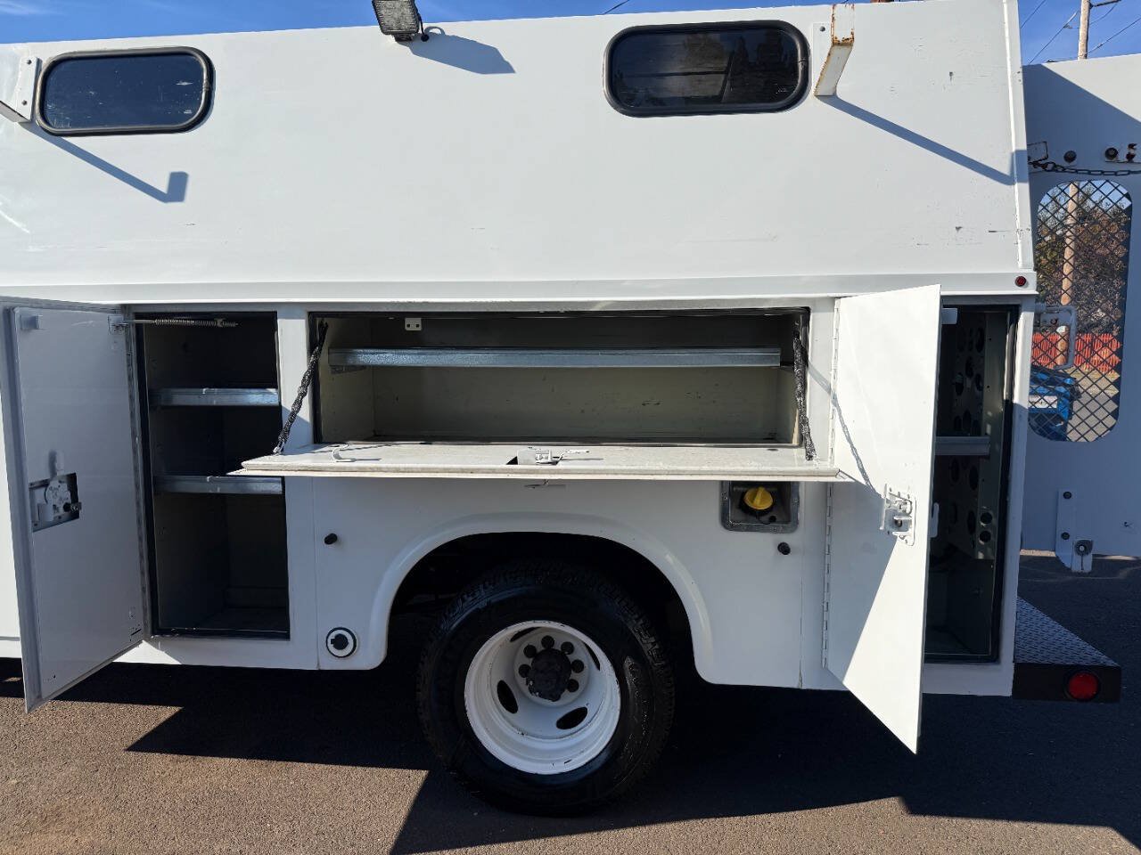 Used 2013 Ford E-350 and Econoline 350 Super Duty RWD image 16