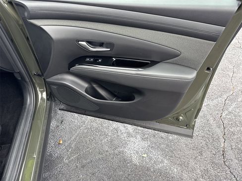 Used 2025 Hyundai Santa Cruz Limited image 14