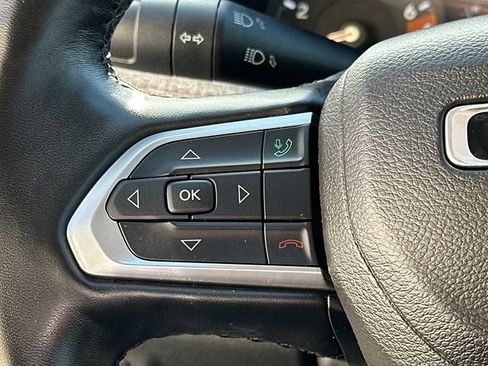 Used 2022 Jeep Compass Latitude image 29