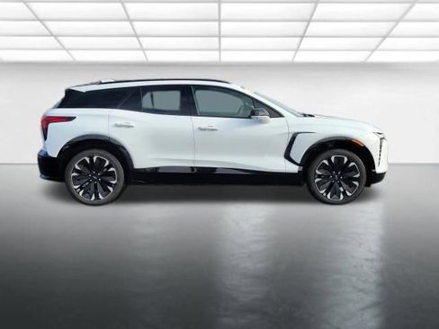 Used 2024 Chevrolet Blazer EV RS image 8