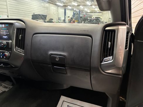 Used 2018 Chevrolet Silverado 1500 LT w/ All Star Edition AWD/4WD image 29