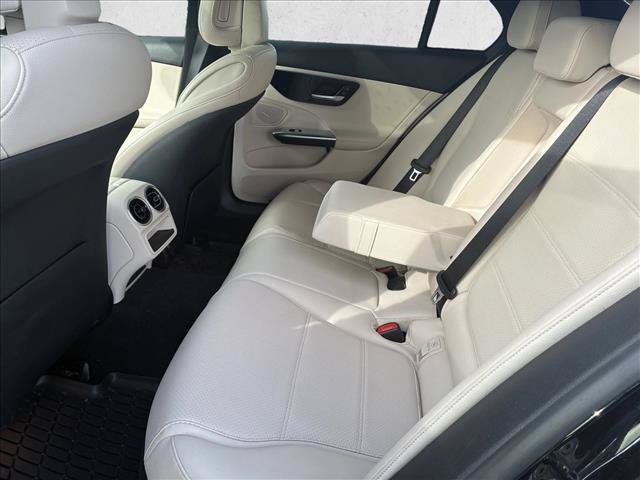 Certified 2022 Mercedes-Benz C 300 4MATIC Sedan image 14