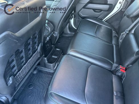 Used 2021 Jeep Wrangler Unlimited Rubicon 4xe w/ Cold Weather Group image 13