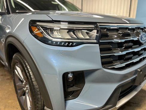 New 2026 Ford Explorer Active image 2