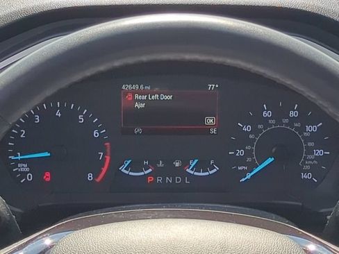 Used 2022 Ford Escape SE w/ SE Sport Appearance Package AWD/4WD image 8