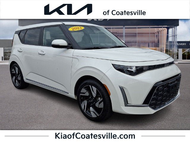 Used 2023 Kia Soul GT-Line FWD image 1
