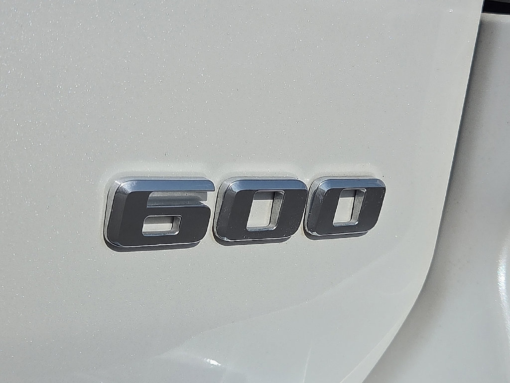 Used 2025 Cadillac Escalade Sport AWD/4WD image 9
