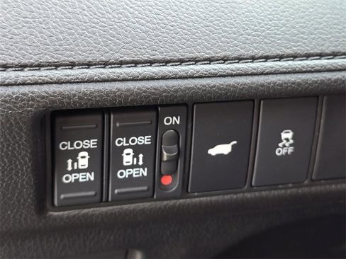 New 2026 Honda Odyssey Sport-L image 10