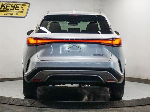 Used 2023 Lexus RX 350 Premium Plus w/ Cold Area Package FWD image 3