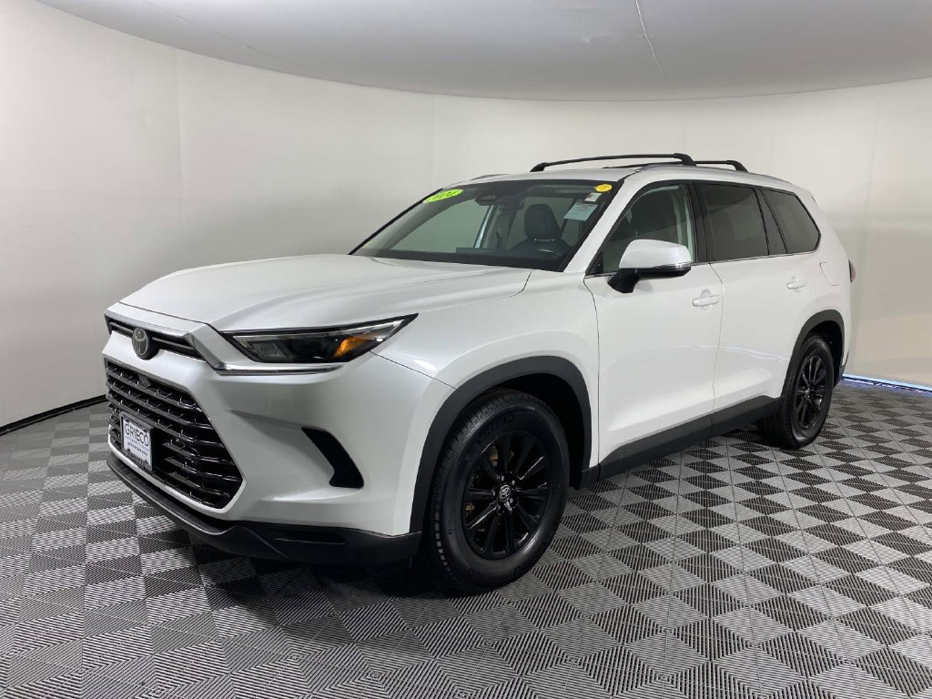 Used 2024 Toyota Grand Highlander AWD image 4