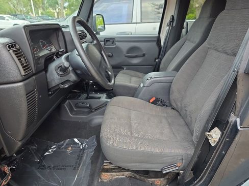 Used 2004 Jeep Wrangler Sport w/ Dual Top Group AWD/4WD image 8