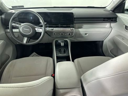 Used 2024 Hyundai Kona SE AWD/4WD image 18