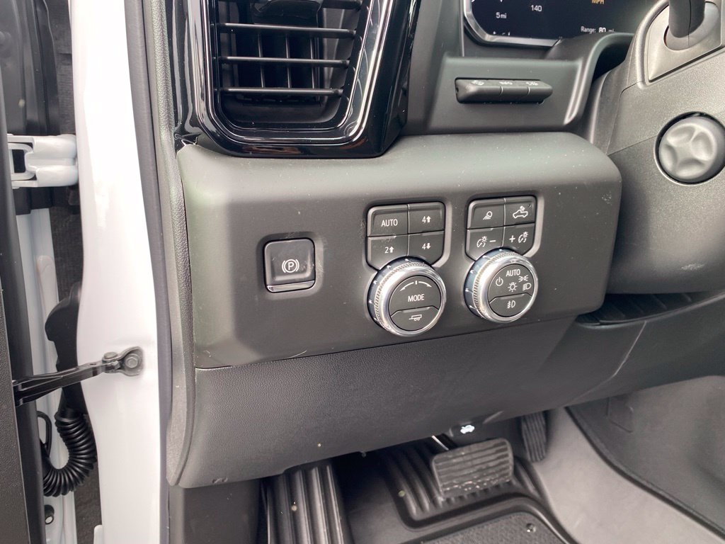 New 2026 GMC Sierra 1500 AT4 w/ AT4 Premium Package AWD/4WD image 18