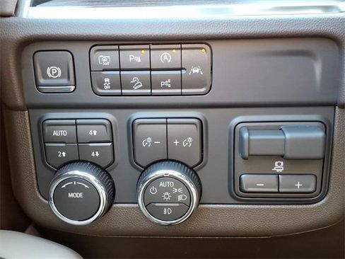 New 2026 Chevrolet Tahoe LT w/ Comfort Package image 13