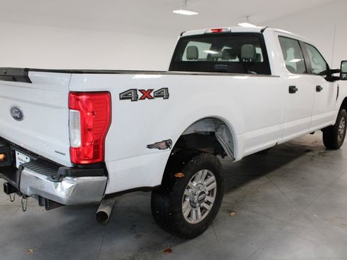 Used 2019 Ford F250 XL w/ STX Appearance Package image 9