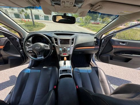 Used 2014 Subaru Outback 2.5i Limited image 9