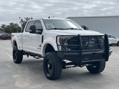 Used 2019 Ford F250 Lariat w/ Lariat Ultimate Package image 7